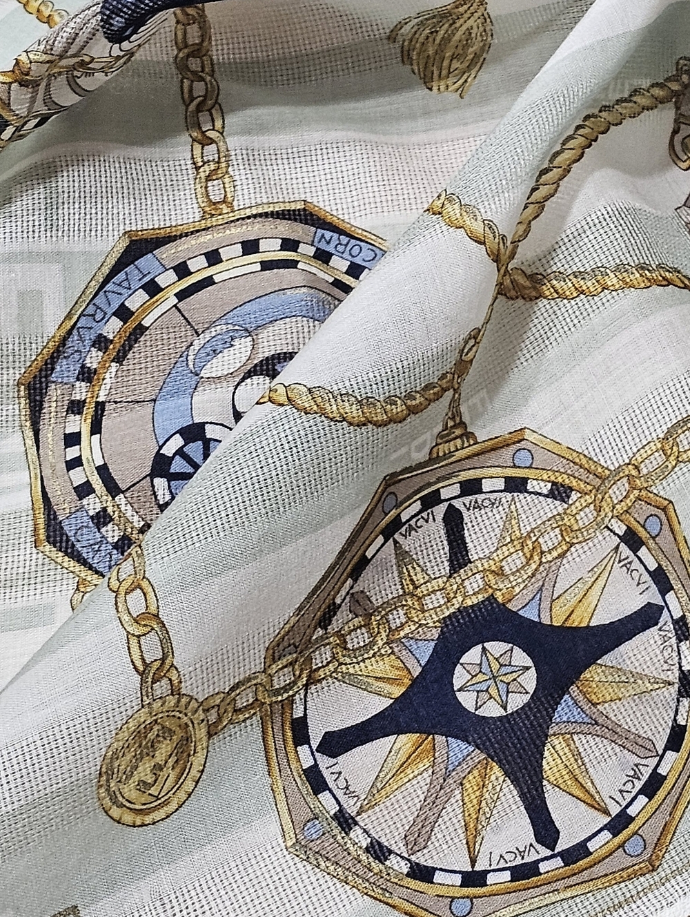 FENDI SCARF - Picture 4 of 13